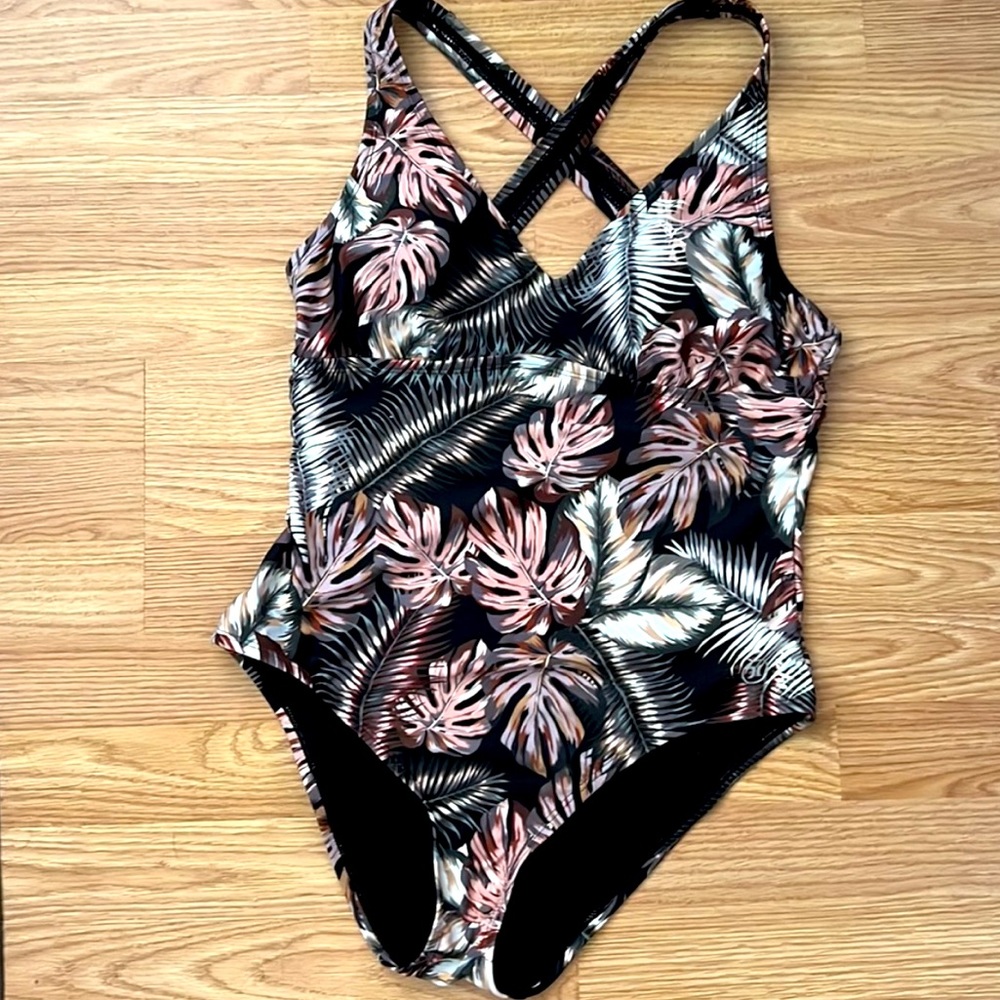 Hurley Swimsuit NWOT